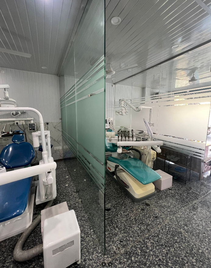 Dr. Chetna Singhal, Cosmetic Dentist - House Of Dentistry clinic interior, Dehradun
